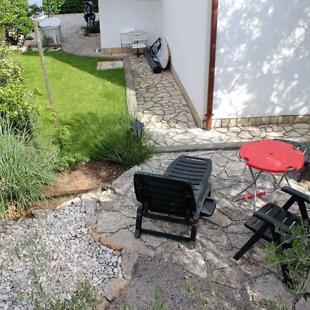 Studio Krk 3231a * Vrh (Krk)